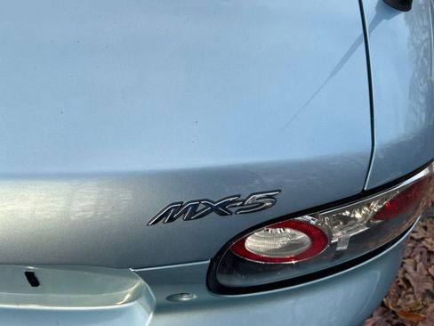Used 2008 MAZDA MX-5 Miata Special Edition image 10