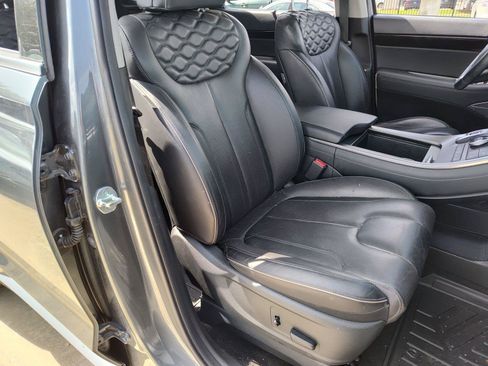 Used 2022 Hyundai Palisade Limited FWD image 24