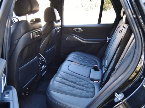 Used 2023 BMW X5 xDrive40i w/ Premium Package image 34