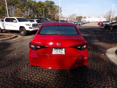 Used 2022 Honda Civic LX image 6