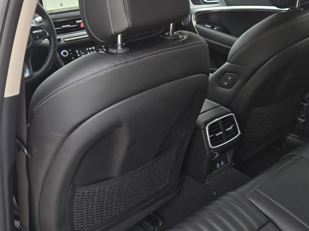 Used 2026 Genesis G70 2.5T Prestige RWD image 21