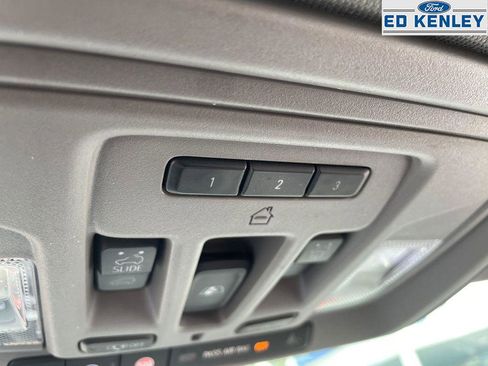 Used 2020 GMC Sierra 1500 SLT w/ SLT Premium Plus Package image 17