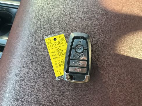 Used 2023 Ford F150 Lariat w/ Equipment Group 502A High image 18