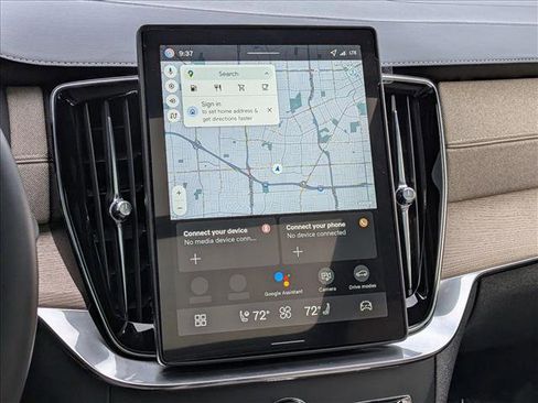 Certified 2026 Volvo XC90 B6 Plus w/ Protection Package Premier image 16