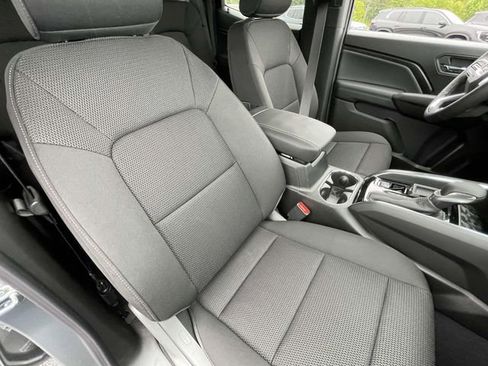 New 2025 GMC Canyon Elevation w/ Technology Package image 29