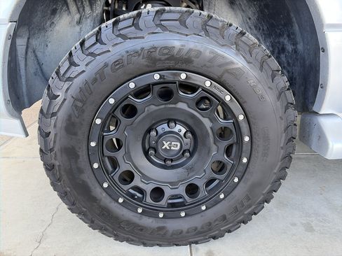 Used 2014 Ford Expedition Limited AWD/4WD image 8