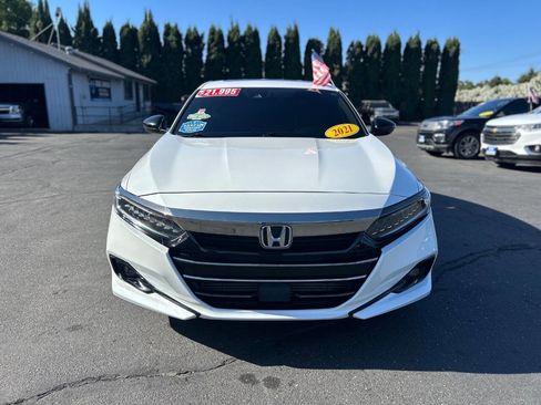 Used 2021 Honda Accord Sport image 2