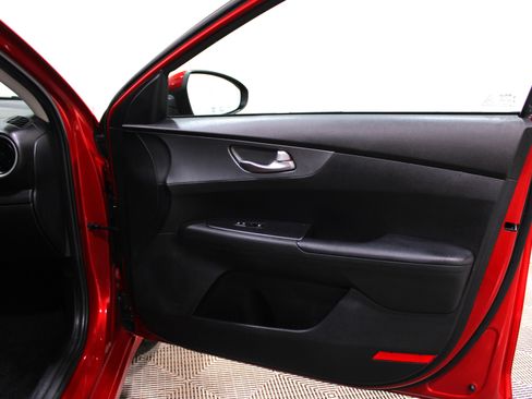 Used 2021 Kia Forte LXS image 25