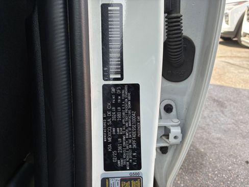 Used 2025 Kia K4 LXS image 31