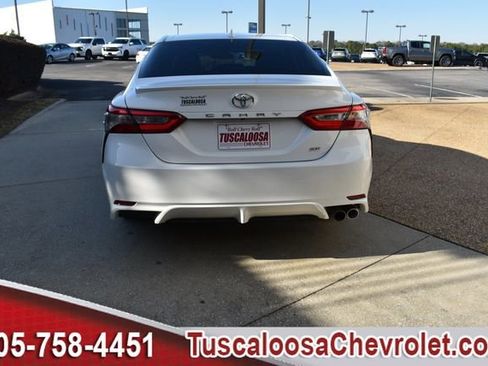 Used 2019 Toyota Camry SE image 8