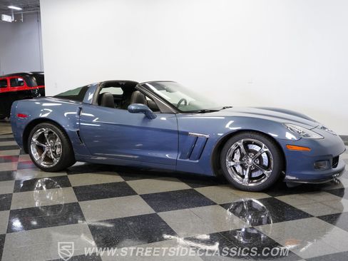 Used 2011 Chevrolet Corvette Grand Sport RWD image 16