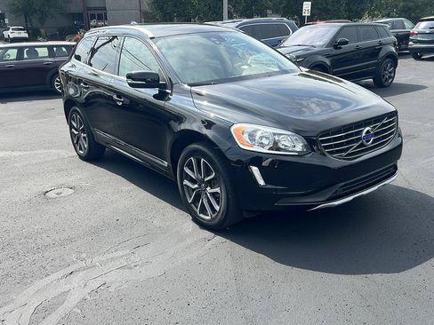 Used 2016 Volvo XC60 T6 w/ Proximity Package AWD/4WD image 3