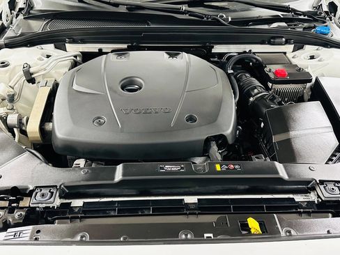 Used 2020 Volvo S60 T6 Momentum w/ Protection Package Premier AWD/4WD image 29