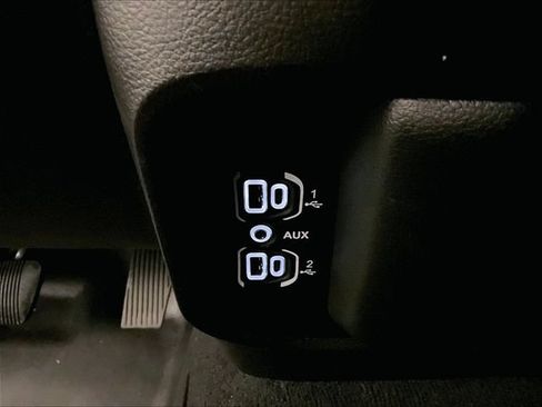 Used 2019 RAM 1500 Tradesman AWD/4WD image 32
