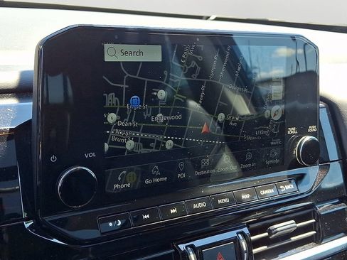 Used 2024 Nissan Pathfinder SL w/ SL Premium Package AWD/4WD image 18