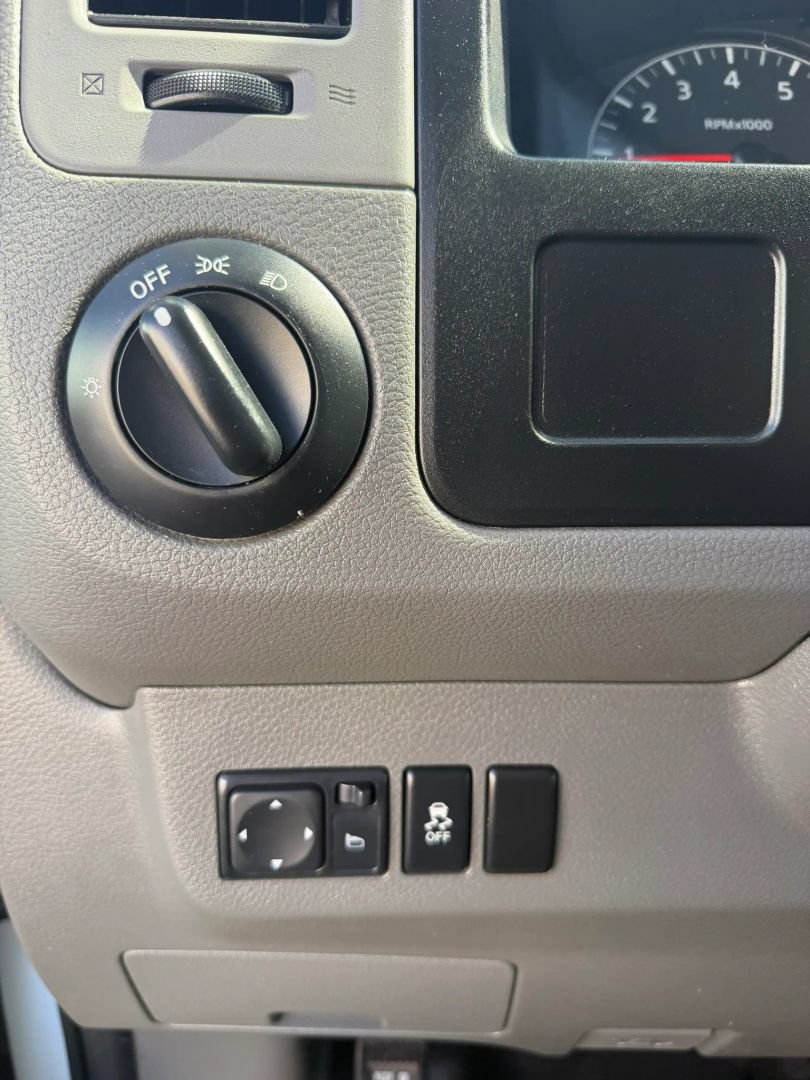 Used 2015 Nissan NV 3500 S w/ Power Basic Package RWD image 23