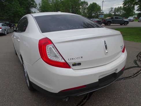 Used 2013 Lincoln MKS AWD image 9