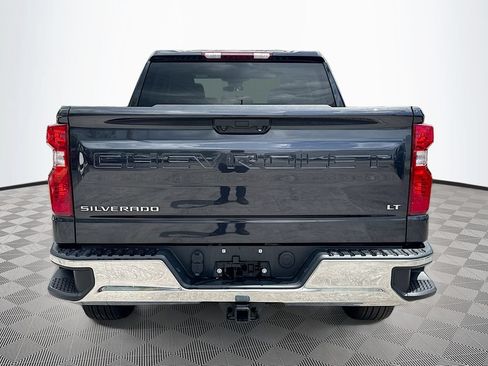 Used 2024 Chevrolet Silverado 1500 LT AWD/4WD image 7