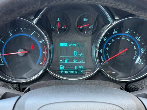 Used 2014 Chevrolet Cruze LT w/ All-Star Edition FWD image 22