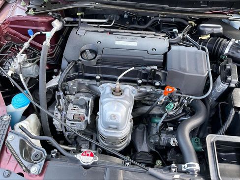 Used 2017 Honda Accord Sport image 32