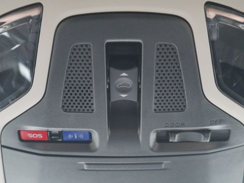 Used 2024 Subaru Outback Limited AWD/4WD image 33