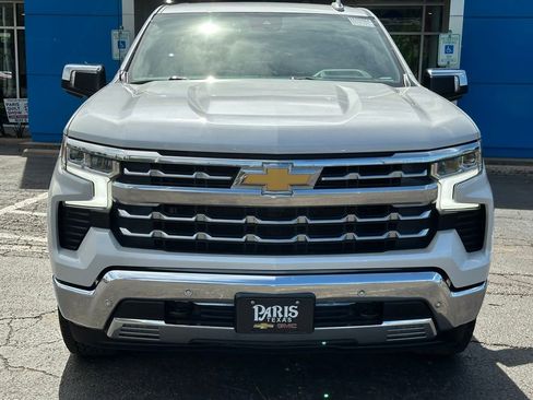 Used 2024 Chevrolet Silverado 1500 LTZ AWD/4WD image 2