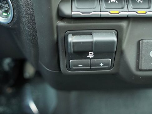 Certified 2024 Chevrolet Silverado 1500 Custom image 27