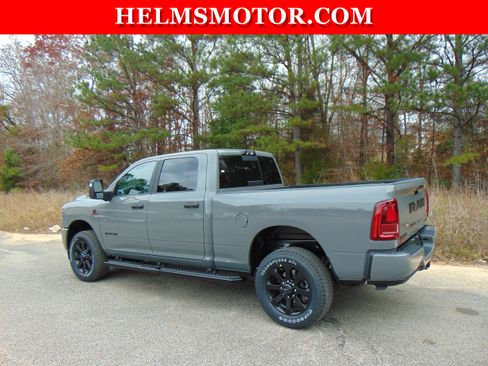 New 2026 RAM 2500 Big Horn image 8