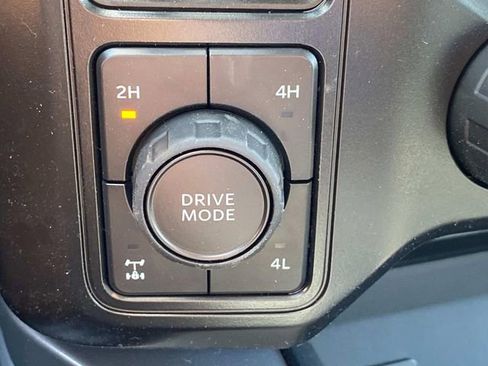 New 2026 Ford F350 XLT w/ XLT Premium Package AWD/4WD image 24