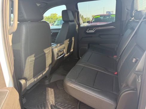 Used 2022 Chevrolet Silverado 1500 LTZ AWD/4WD image 11