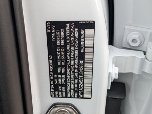 New 2026 Porsche Macan S AWD/4WD image 30