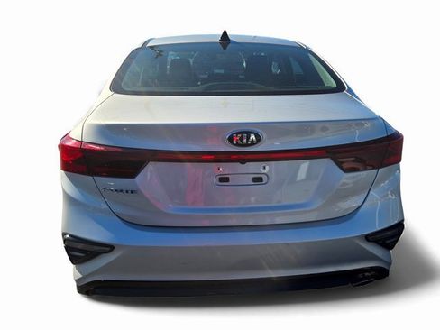 Used 2021 Kia Forte LXS image 19