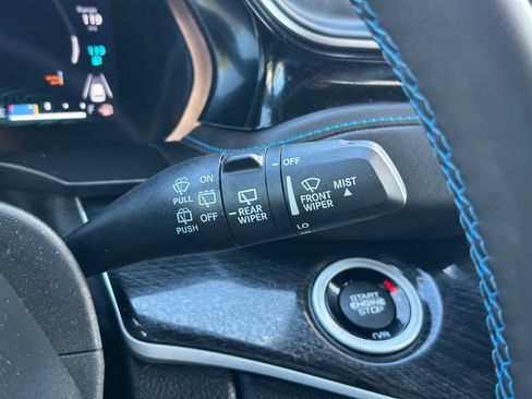 Used 2022 Jeep Grand Cherokee Trailhawk w/ Luxury Tech Group III AWD/4WD image 22