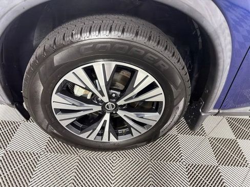 Used 2021 Nissan Rogue SV w/ Premium Package FWD image 29