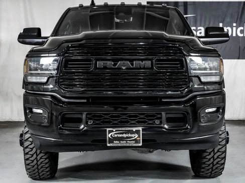 Used 2022 RAM 3500 Limited AWD/4WD image 3