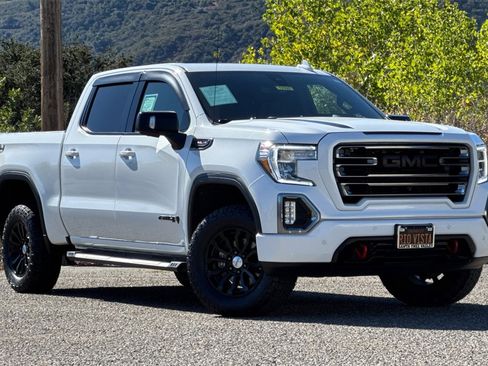 Used 2021 GMC Sierra 1500 AT4 w/ Off-Road Performance Package image 2