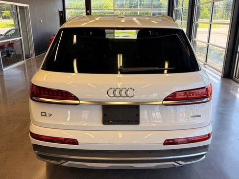 Used 2023 Audi Q7 3.0T Premium AWD/4WD image 8