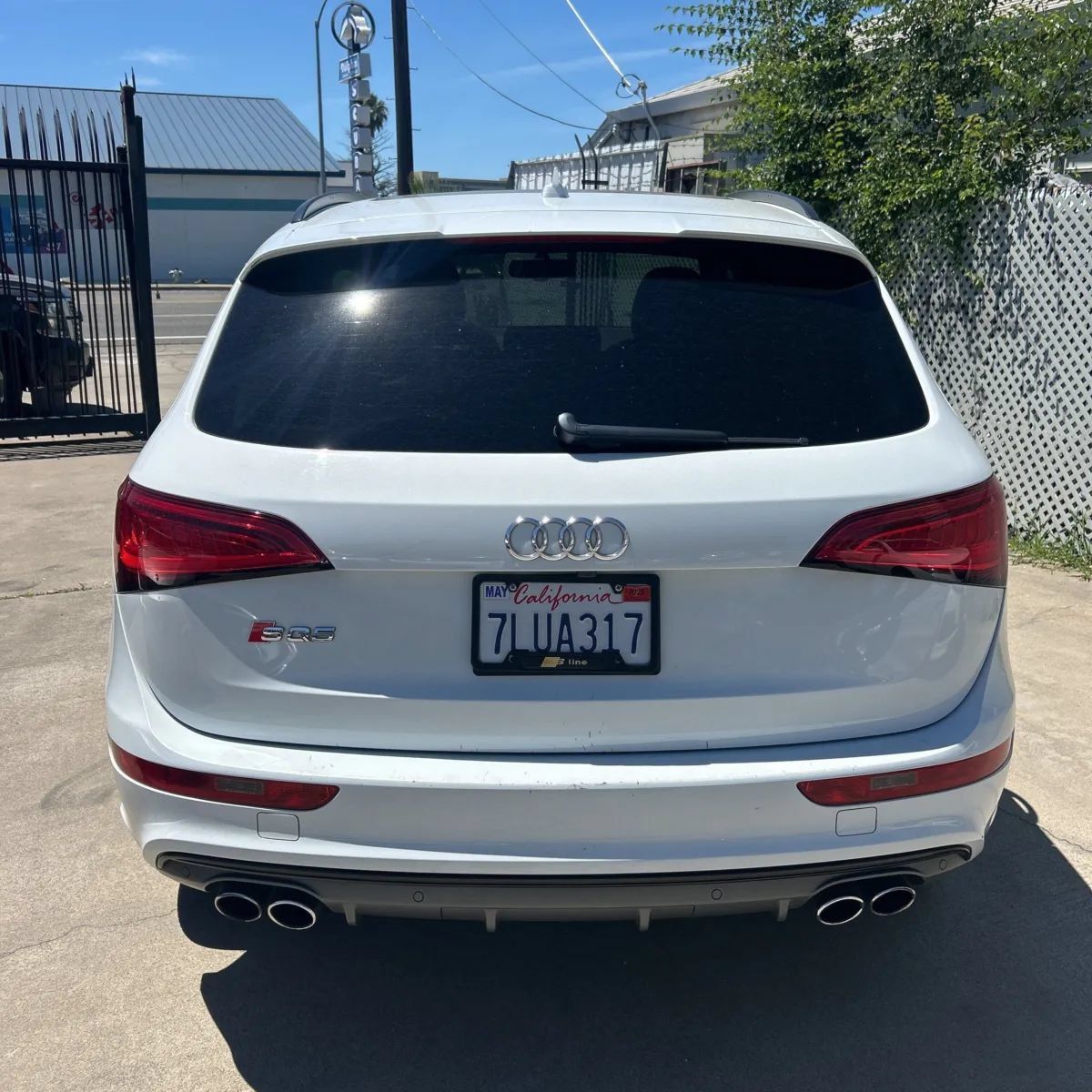 Used 2015 Audi SQ5 Prestige w/ Prestige Package AWD/4WD image 4
