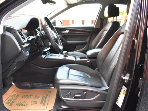 Used 2018 Audi Q5 2.0T Premium Plus w/ Premium Plus Package AWD/4WD image 12