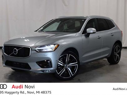 Used 2018 Volvo XC60 T6 R-Design w/ Convenience Package