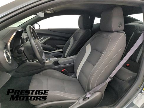 Used 2016 Chevrolet Camaro LT RWD image 26