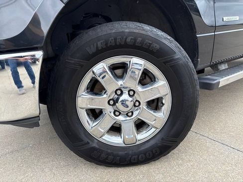 Used 2014 Ford F150 XLT w/ Equipment Group 302A Luxury AWD/4WD image 46