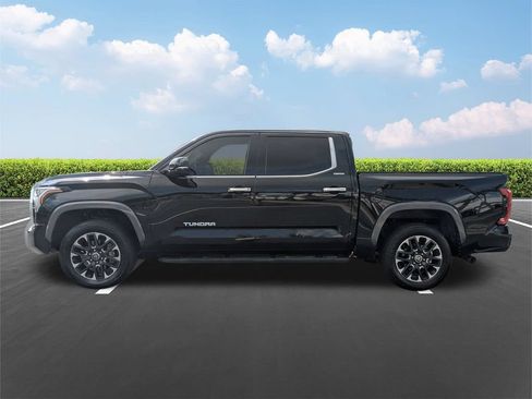 Used 2024 Toyota Tundra Limited AWD/4WD image 8
