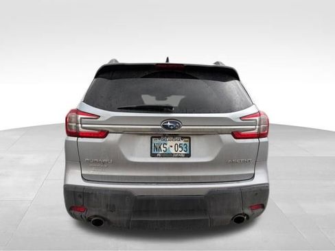 Used 2023 Subaru Ascent Premium w/ Convenience Package image 4