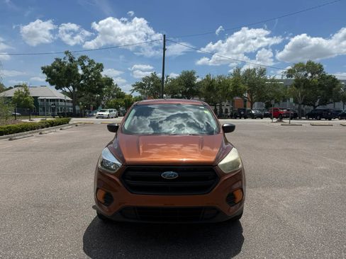 Used 2017 Ford Escape S FWD image 2