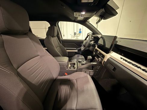 Used 2024 Toyota Tacoma SR5 image 24