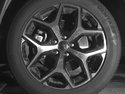 Used 2025 Jeep Compass Limited image 12