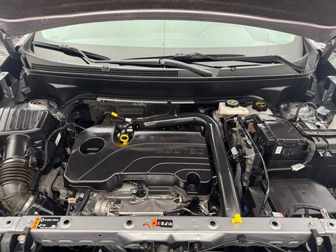Used 2024 Chevrolet Equinox LT w/ LPO, Floor Liner Package FWD image 13