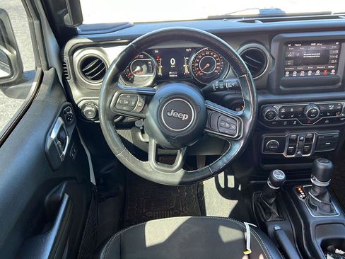 Used 2021 Jeep Wrangler Unlimited Sport AWD/4WD image 9