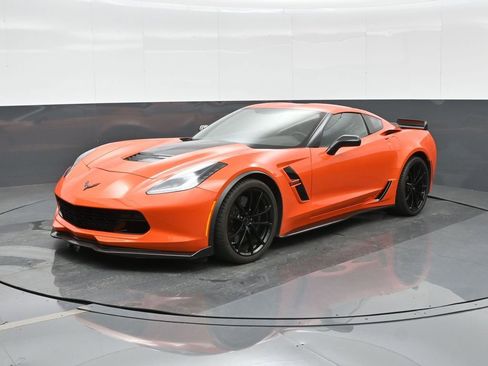 Used 2019 Chevrolet Corvette Grand Sport image 1